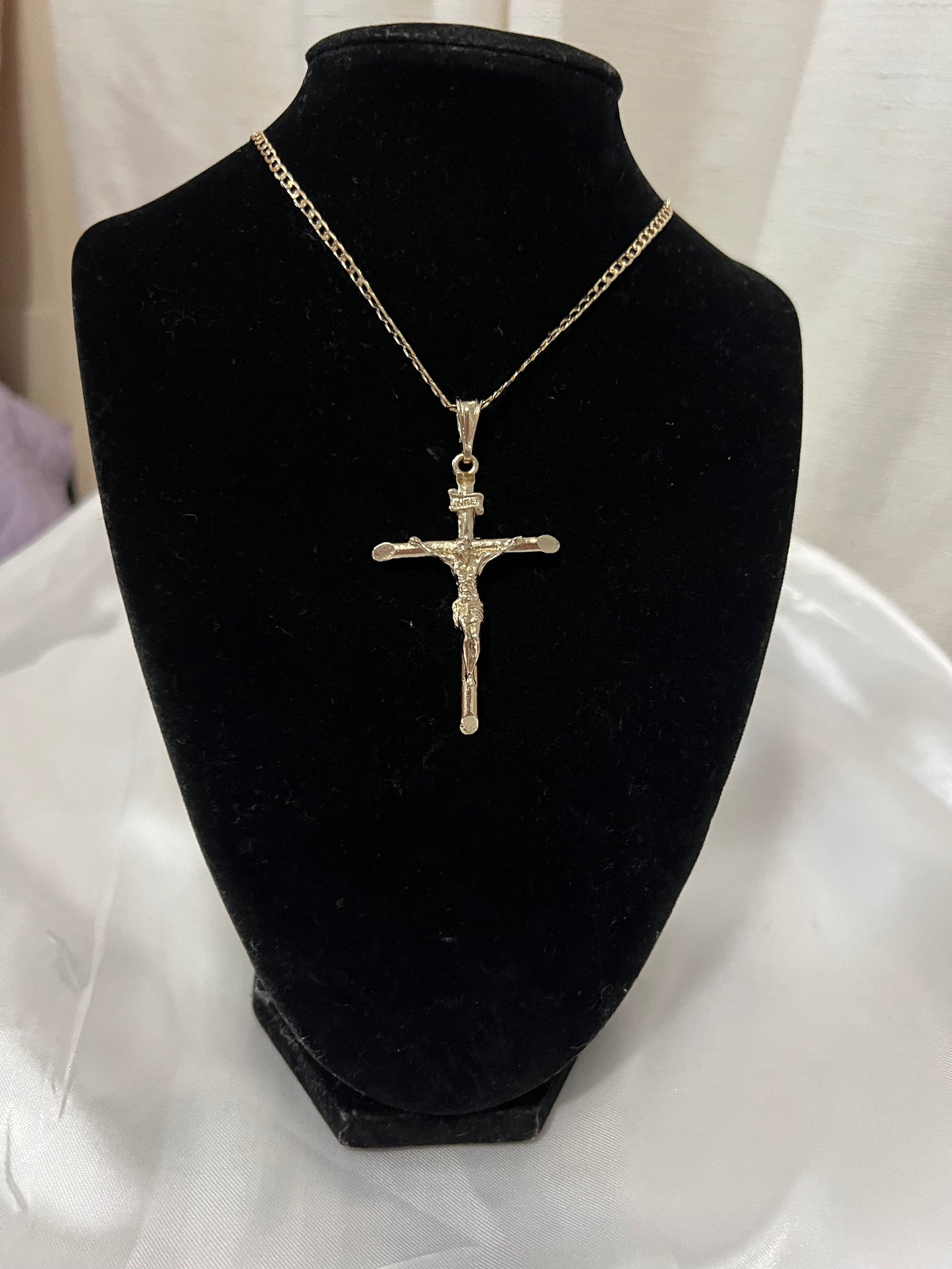 Cristo Necklace